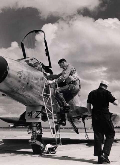 early-mirage-flight-equipment